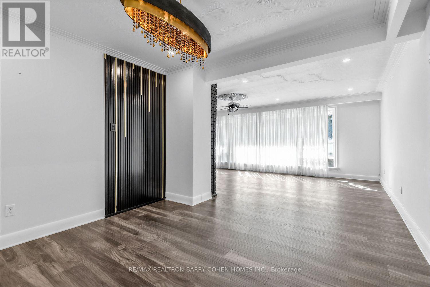 19 OAKBANK ROAD - 12