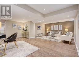 207 Farmstead Road, Richmond Hill, ON L4S2J6 Photo 40