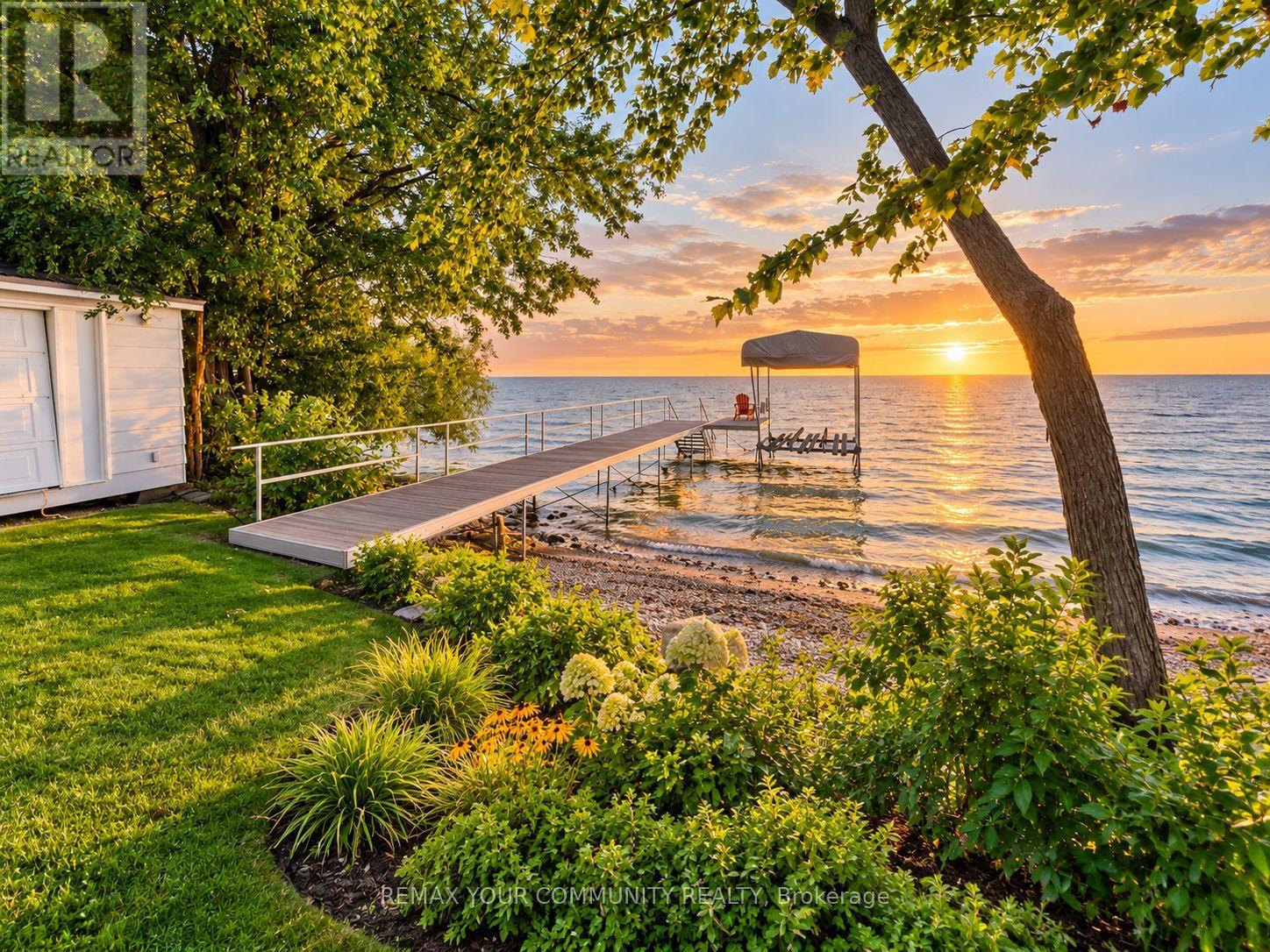 1988 LAKESHORE DRIVE - 37