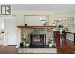 Kitchen - 1322 Ridgedale Avenue, Penticton, BC V2A2S2 Photo 8