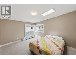 1322 Ridgedale Avenue, Penticton, BC V2A2S2 Photo 16