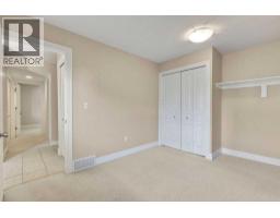 252, 66 Glamis Green SW - photo 5