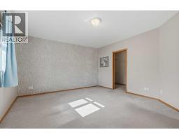 115 Cougar Road N - photo 21