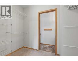 115 Cougar Road N - photo 22