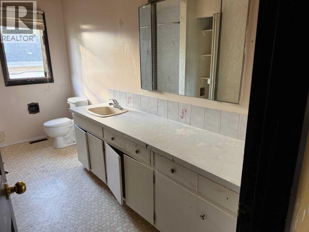 336 9 Street NE - Image 7