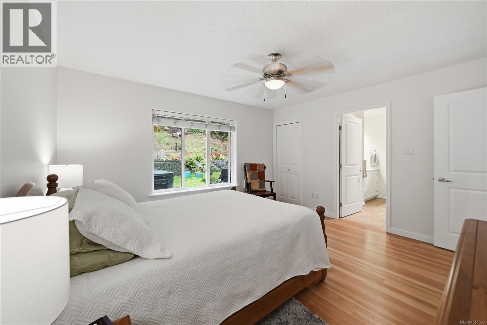 1580 Meadowood Way - 32