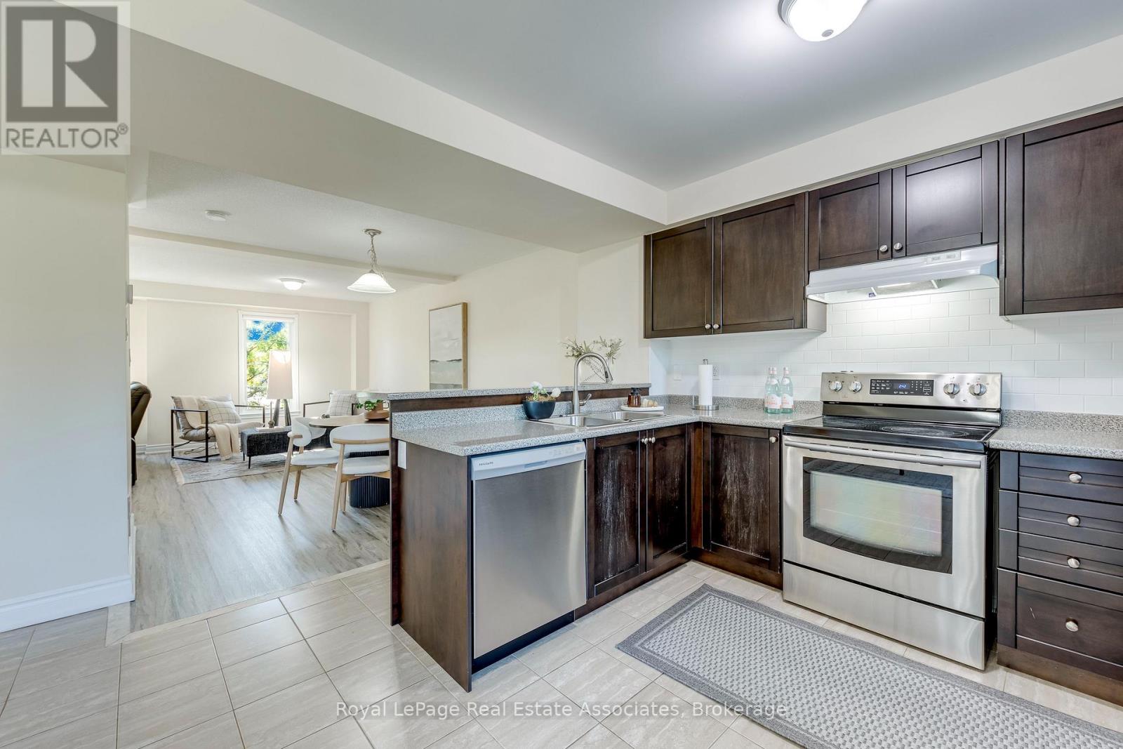 1- 2375 Truscott Drive, Mississauga, ON photo 11