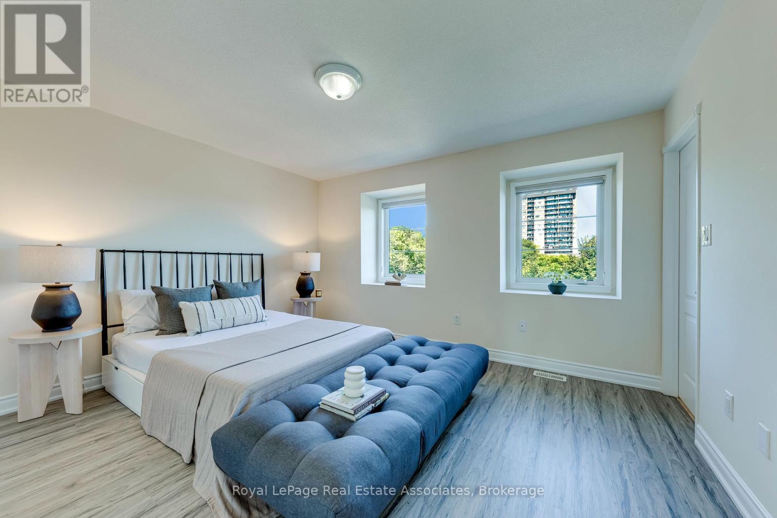 #1 2375 TRUSCOTT DRIVE - 14