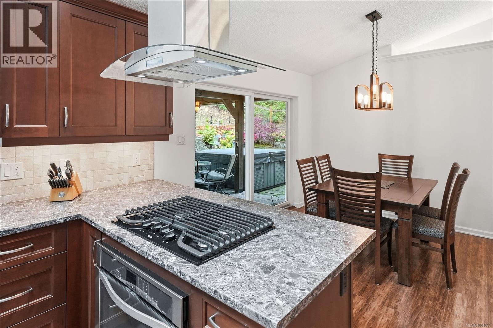 1580 Meadowood Way - 29