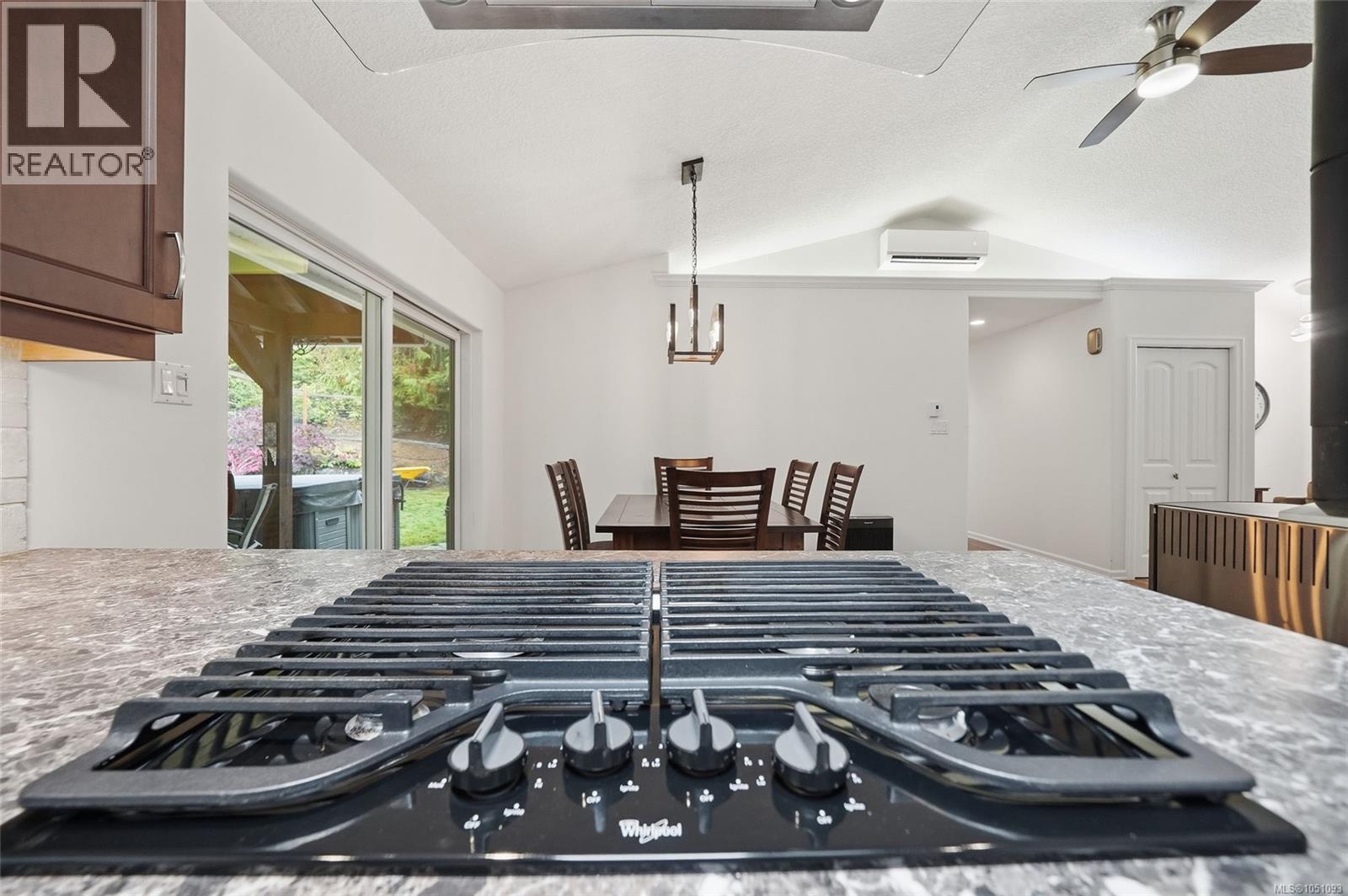 1580 Meadowood Way - Image 26