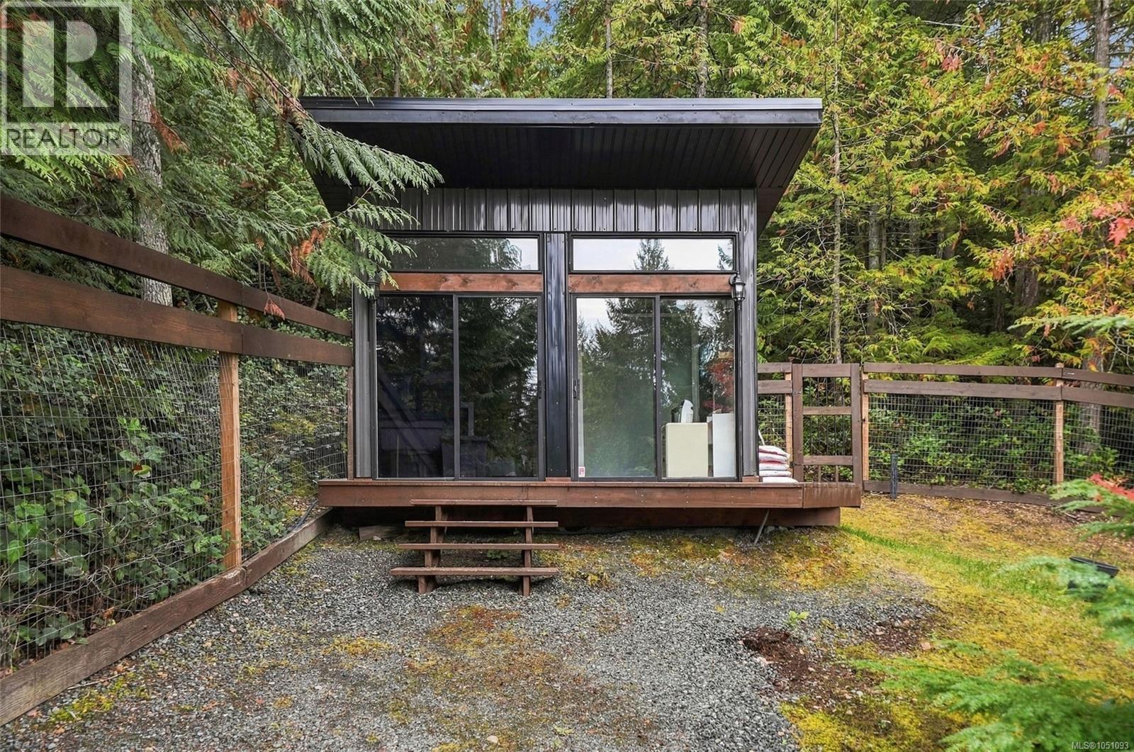 1580 Meadowood Way - Image 10
