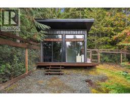 Primary Bedroom - 1580 Meadowood Way, Qualicum Beach, BC V9K2V2 Photo 10
