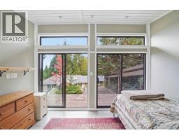 Bedroom - 1580 Meadowood Way, Qualicum Beach, BC V9K2V2 Photo 11