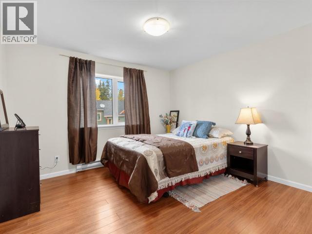 32-19 WANN ROAD - 19