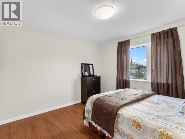 32-19 WANN ROAD - 20
