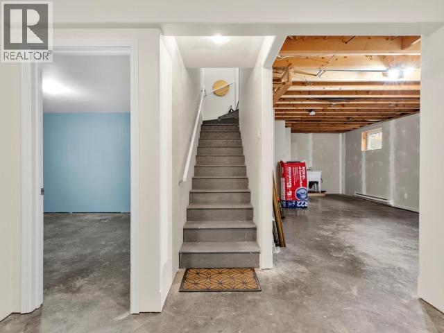 32-19 WANN ROAD - 25