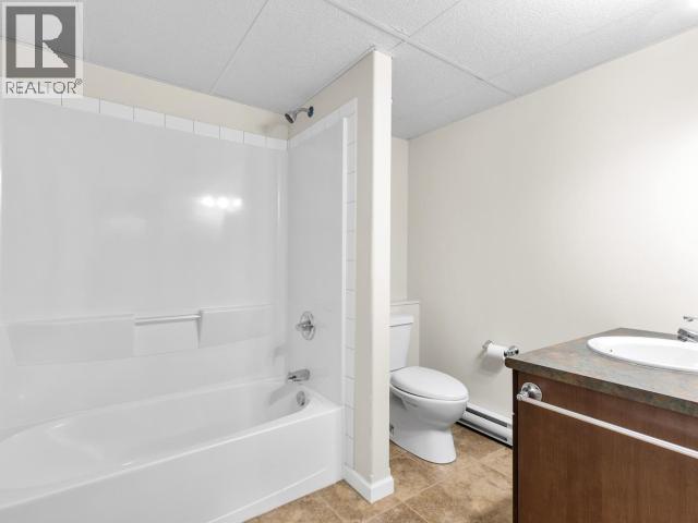 32-19 WANN ROAD - 29