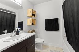 17 555 Main Street, Steinbach, MB R5G2N3 Photo 13