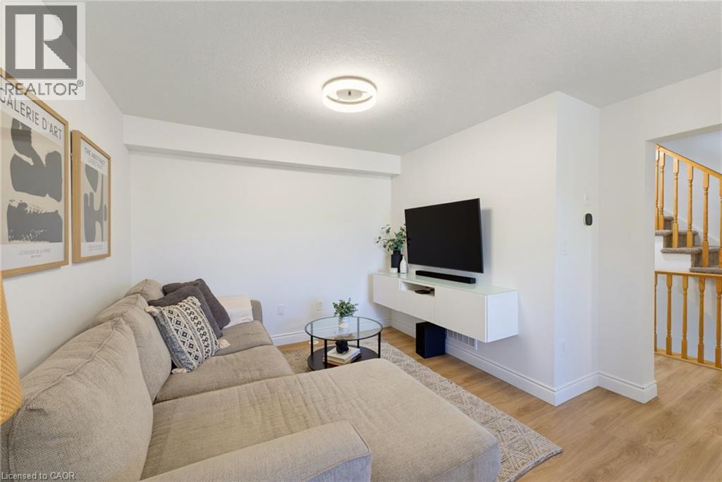 #77 71 GARTH MASSEY Drive - Image 5