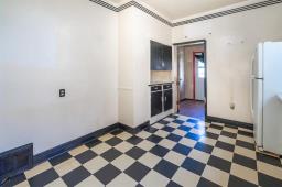 585 Machray Avenue, Winnipeg, MB R2W1B1 Photo 31