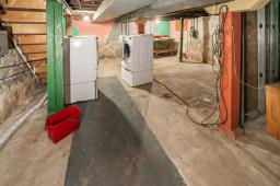 585 Machray Avenue, Winnipeg, MB R2W1B1 Photo 40