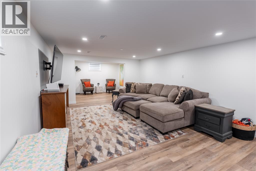 951 BEVERLEY ROAD - Image 20