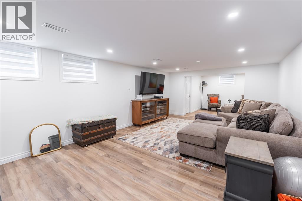 951 BEVERLEY ROAD - Image 21