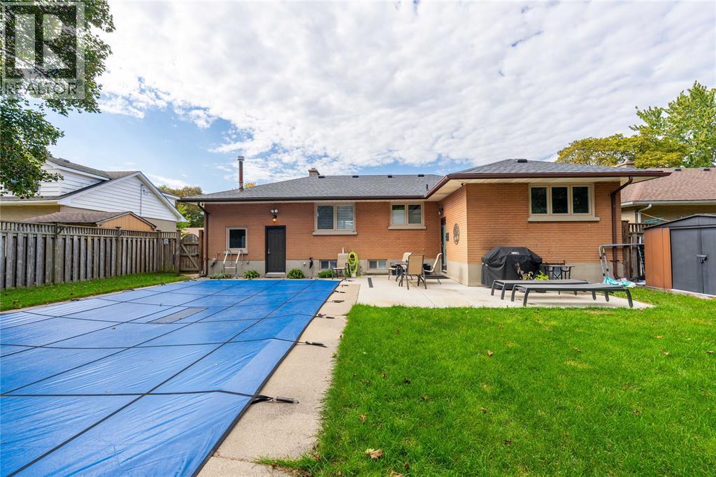 951 BEVERLEY ROAD - 26