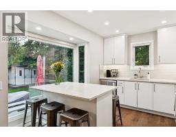 5327 17 Avenue SW - photo 11