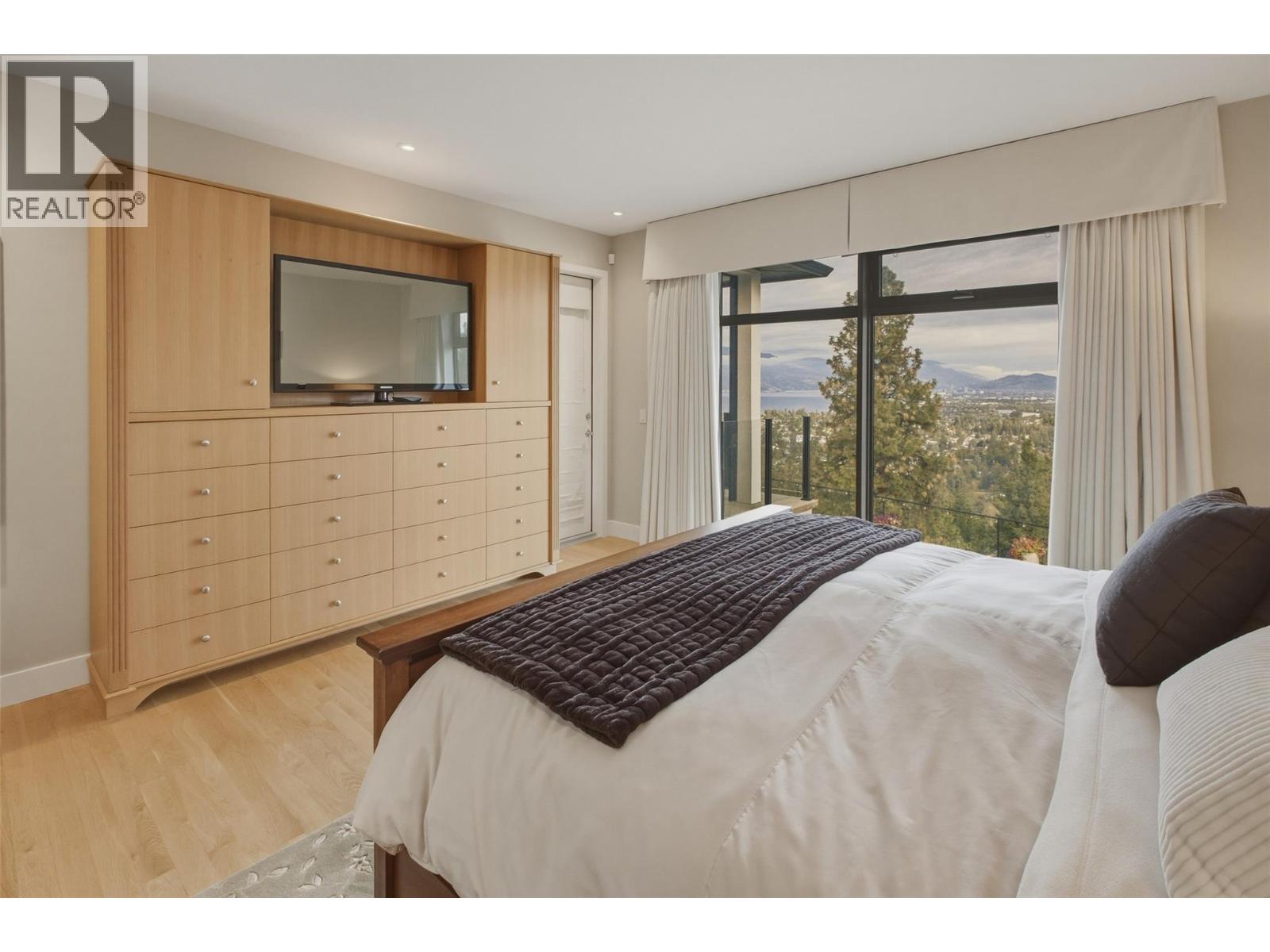 4804 Carmel Crescent, Kelowna