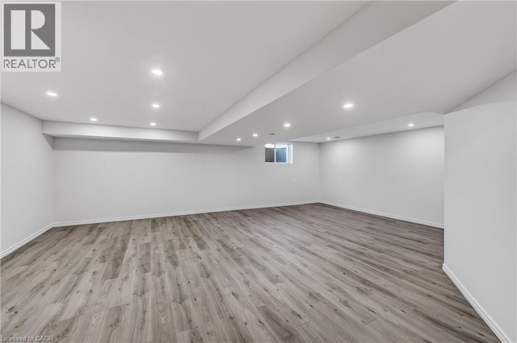 #11 154 PORT ROBINSON RD Road - Image 30
