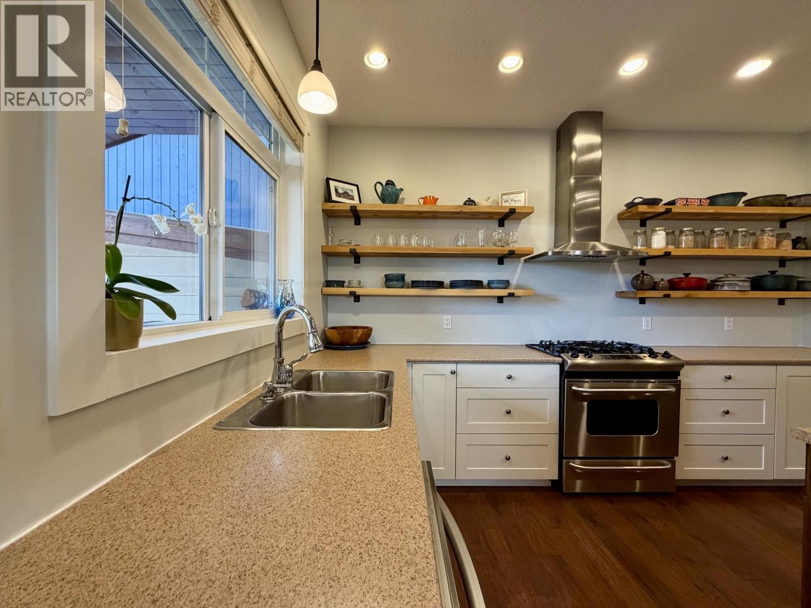 3211 TURNER WAY - 12