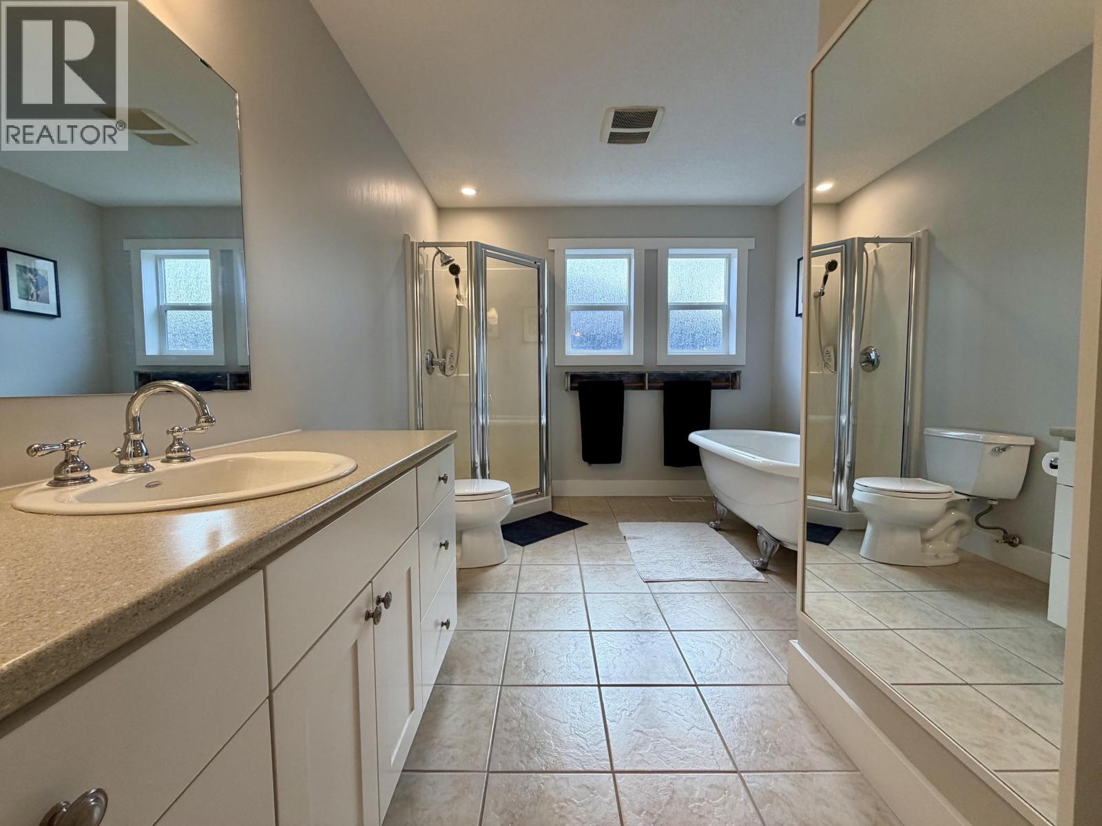 3211 TURNER WAY - 21