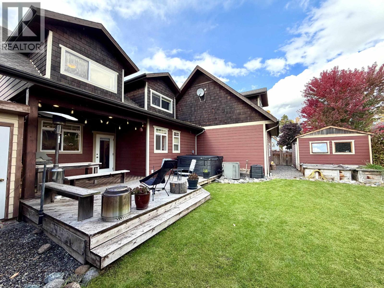 3211 TURNER Way, Smithers