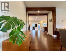 Foyer - 3211 Turner Way, Smithers, BC V0J2N0 Photo 7