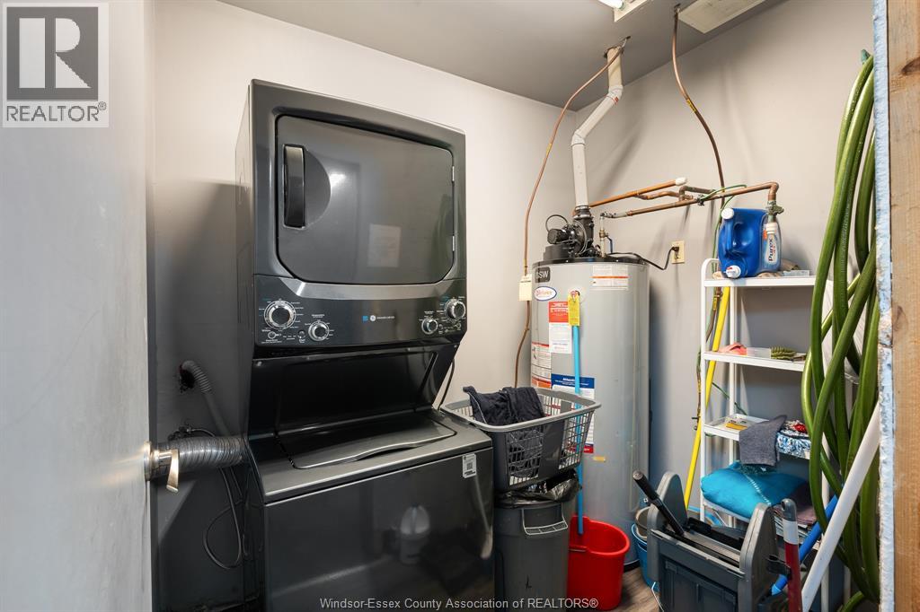 520 Pelissier Street — photo 18