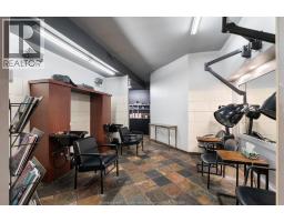 520 Pelissier Street, Windsor, ON N9A4L1 Photo 14