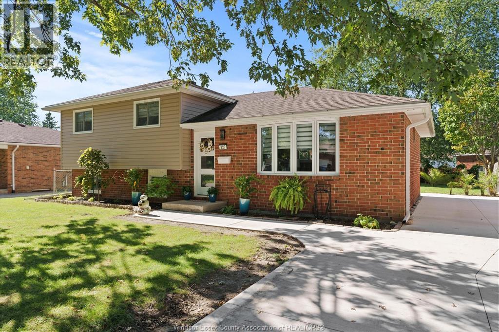 127 BOARDWALK AVENUE - 1