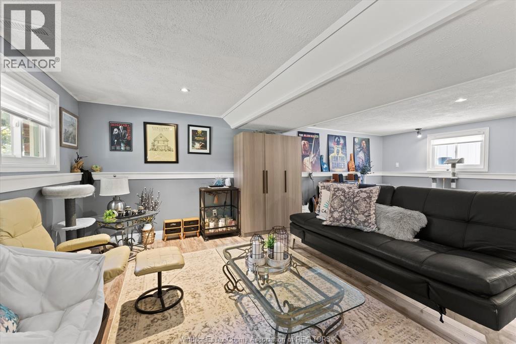 127 BOARDWALK AVENUE - Image 23