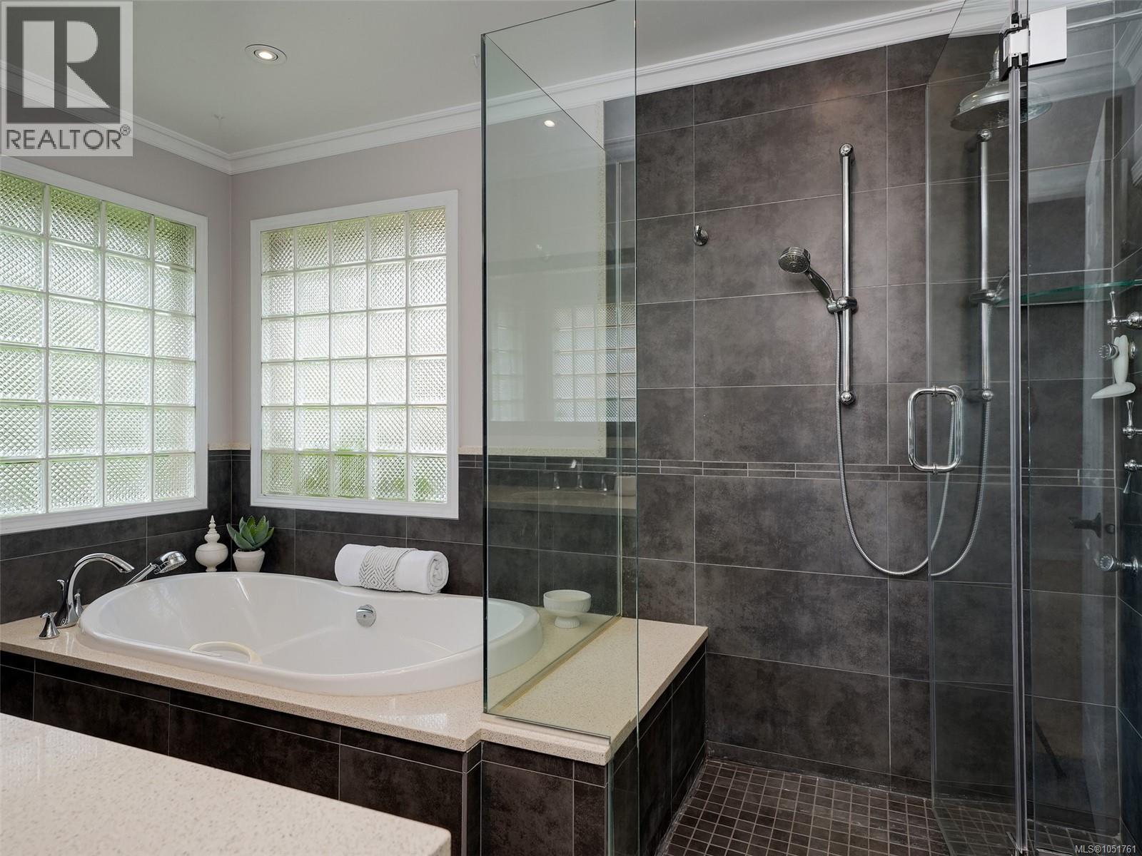 1198 Stonington Pl - Image 24