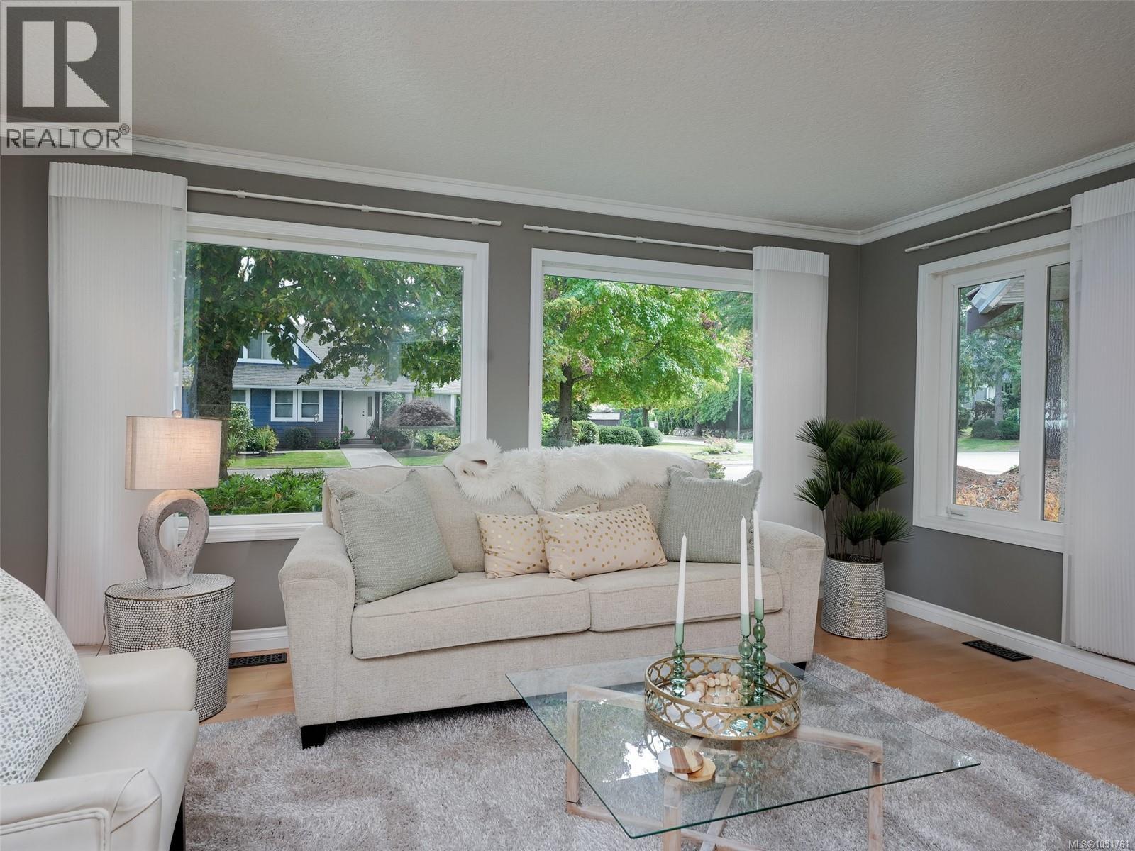 1198 Stonington Pl - Image 4
