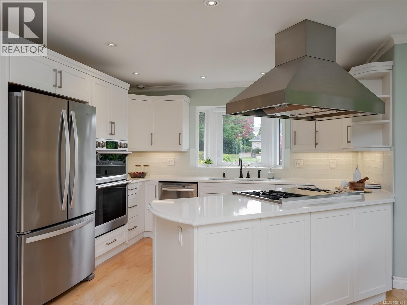1198 Stonington Pl - Image 9