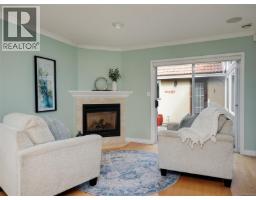 1198 Stonington Pl, Saanich, BC V8Y3B8 Photo 14