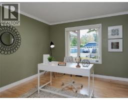 1198 Stonington Pl, Saanich, BC V8Y3B8 Photo 25