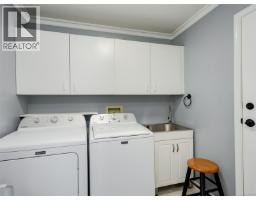 1198 Stonington Pl, Saanich, BC V8Y3B8 Photo 30