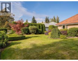 1198 Stonington Pl, Saanich, BC V8Y3B8 Photo 33