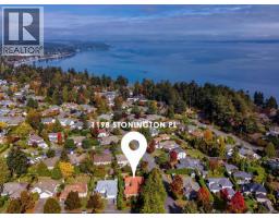 1198 Stonington Pl, Saanich, BC V8Y3B8 Photo 39