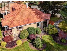 1198 Stonington Pl, Saanich, BC V8Y3B8 Photo 41