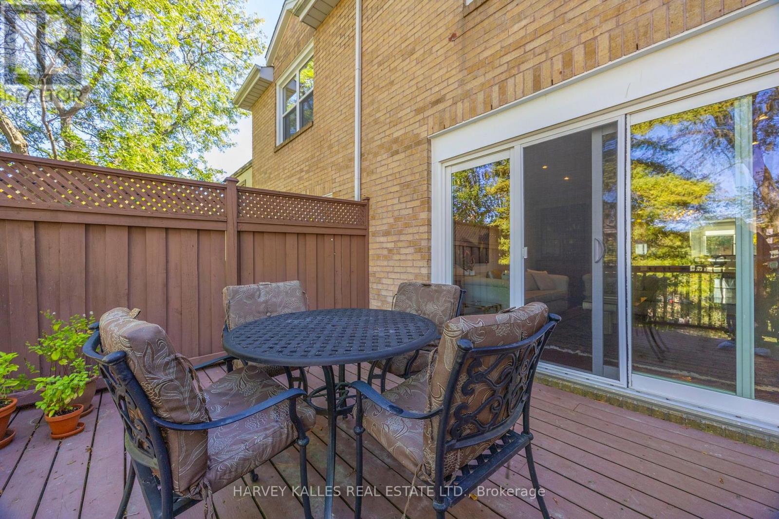 110 GLENFOREST ROAD - 29