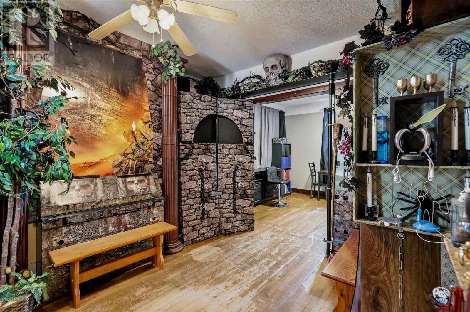185 Elgin ST - 12
